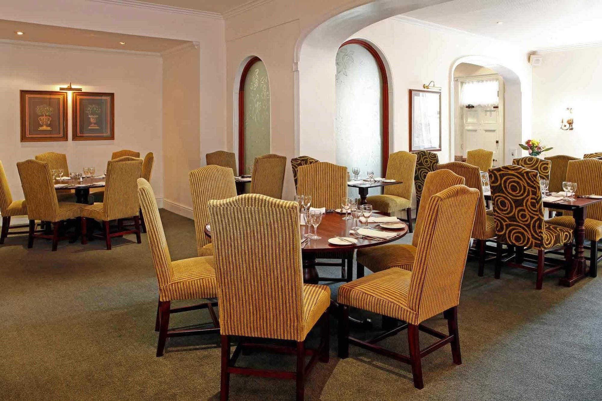 Stafford South Hatherton Hotel Penkridge Bagian luar foto