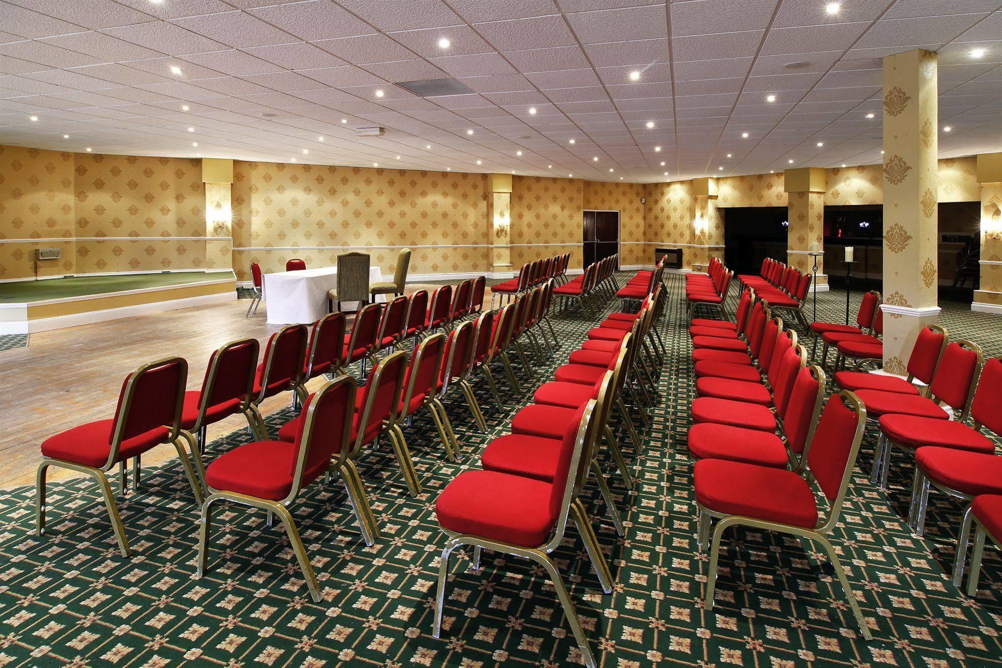 Stafford South Hatherton Hotel Penkridge Bagian luar foto