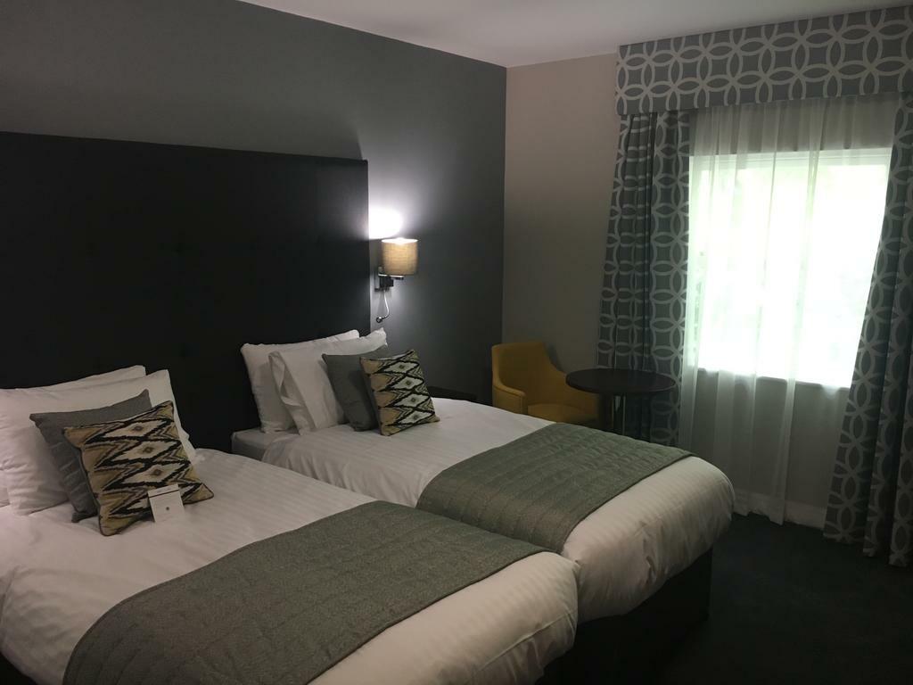 Stafford South Hatherton Hotel Penkridge Bagian luar foto